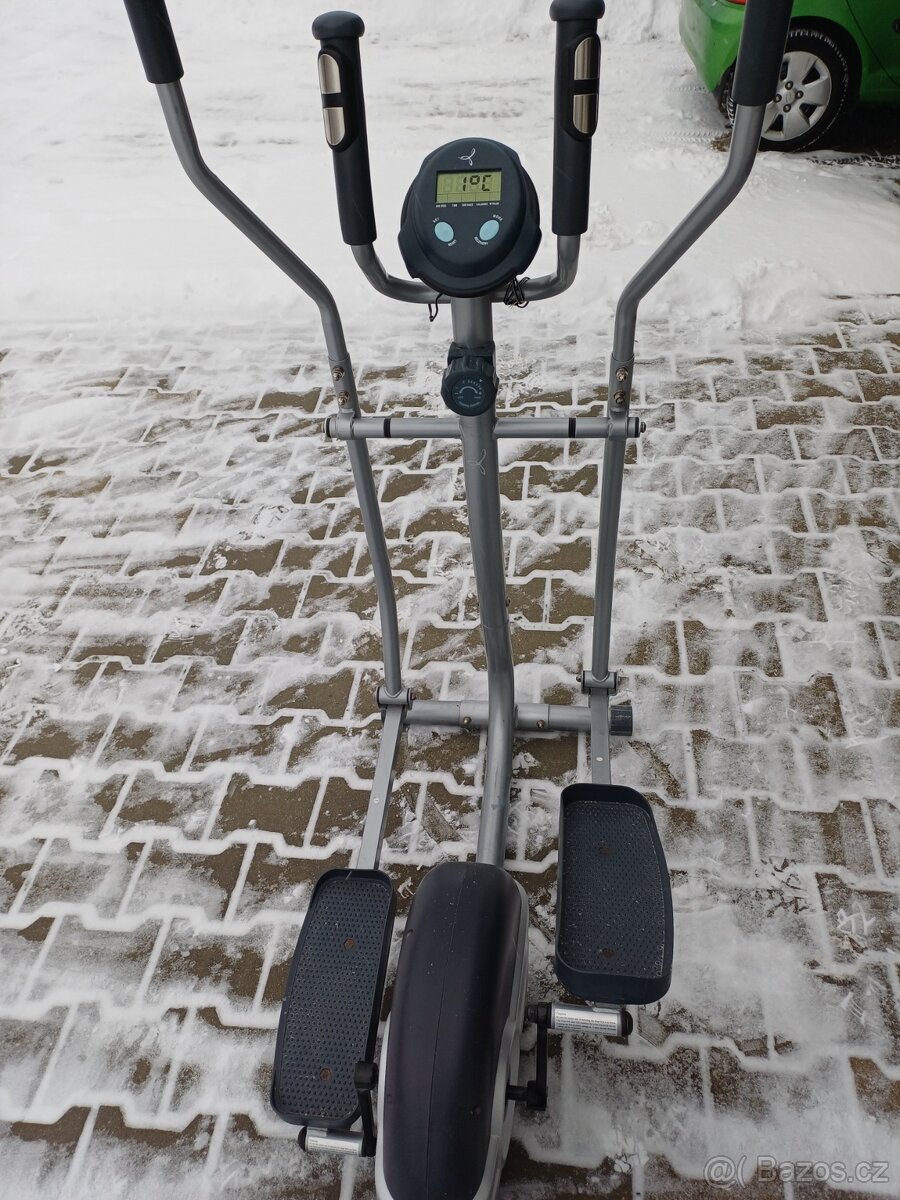 Prodám posilovací stroj. - 2