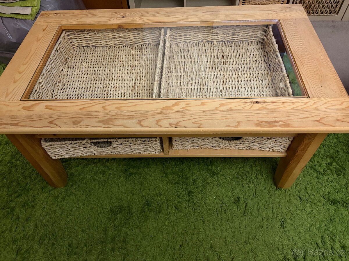 KONFERENČNÍ STOLEK - 2