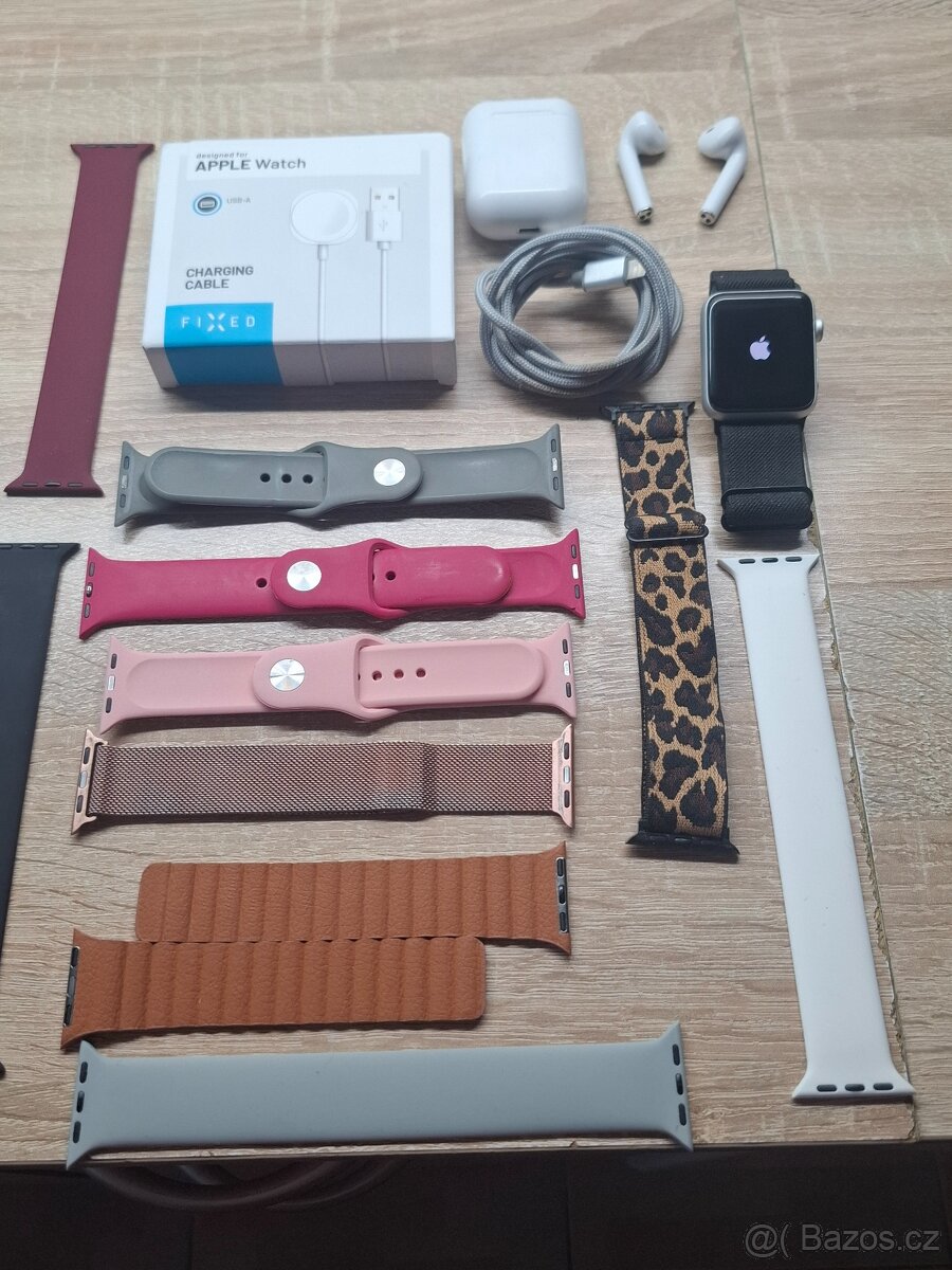 Hodinky,sluchátka,nabijecka,řemínky....Funkcni - 2