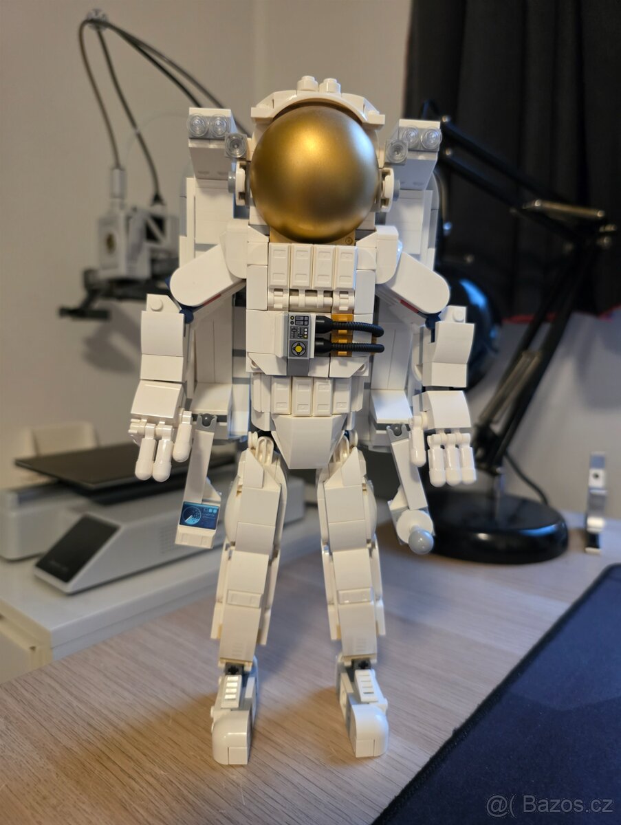 LEGO Creator 3 v 1 31152 Astronaut - 2