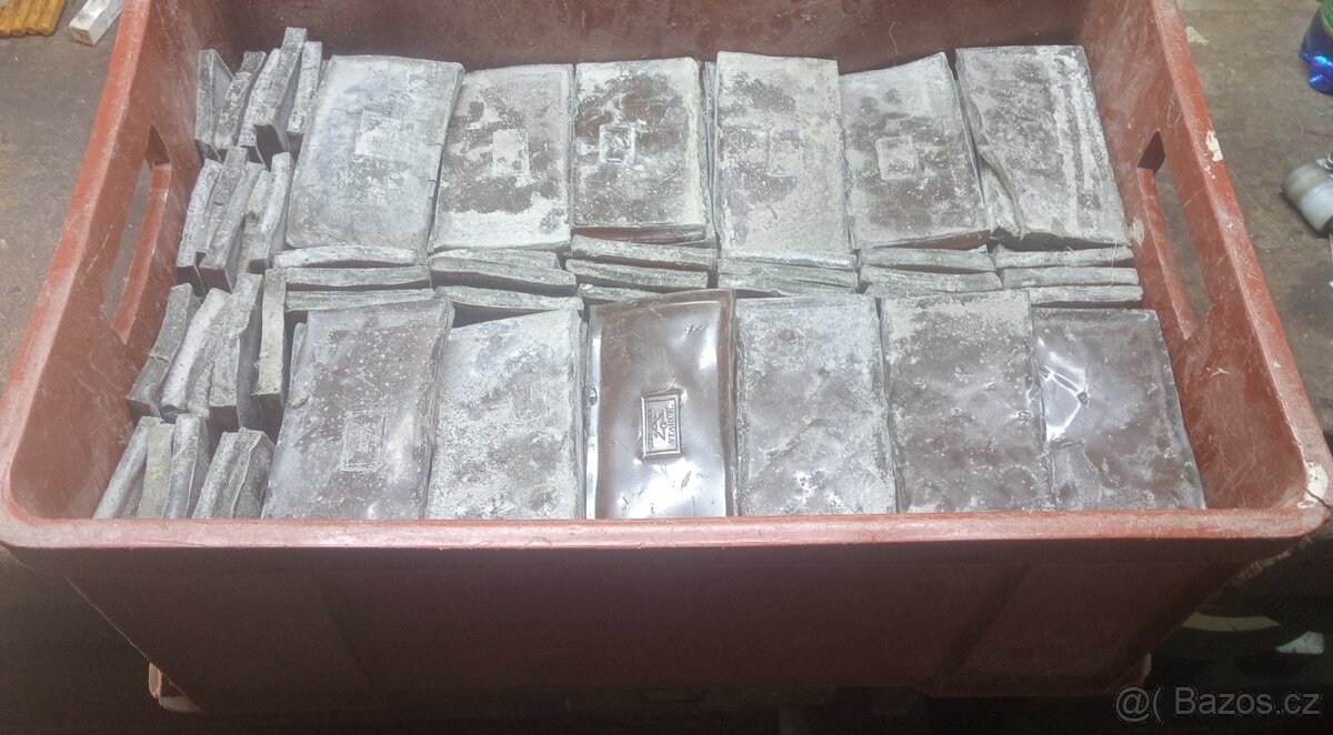 Starý truhlářský klih - 2