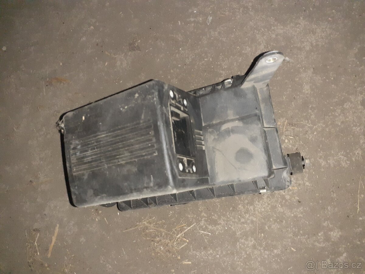 Bmw e34 airbox - 2