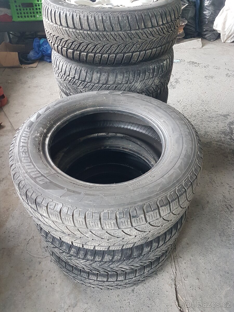 Kola Subaru Forester 215/65 r 16 - 2