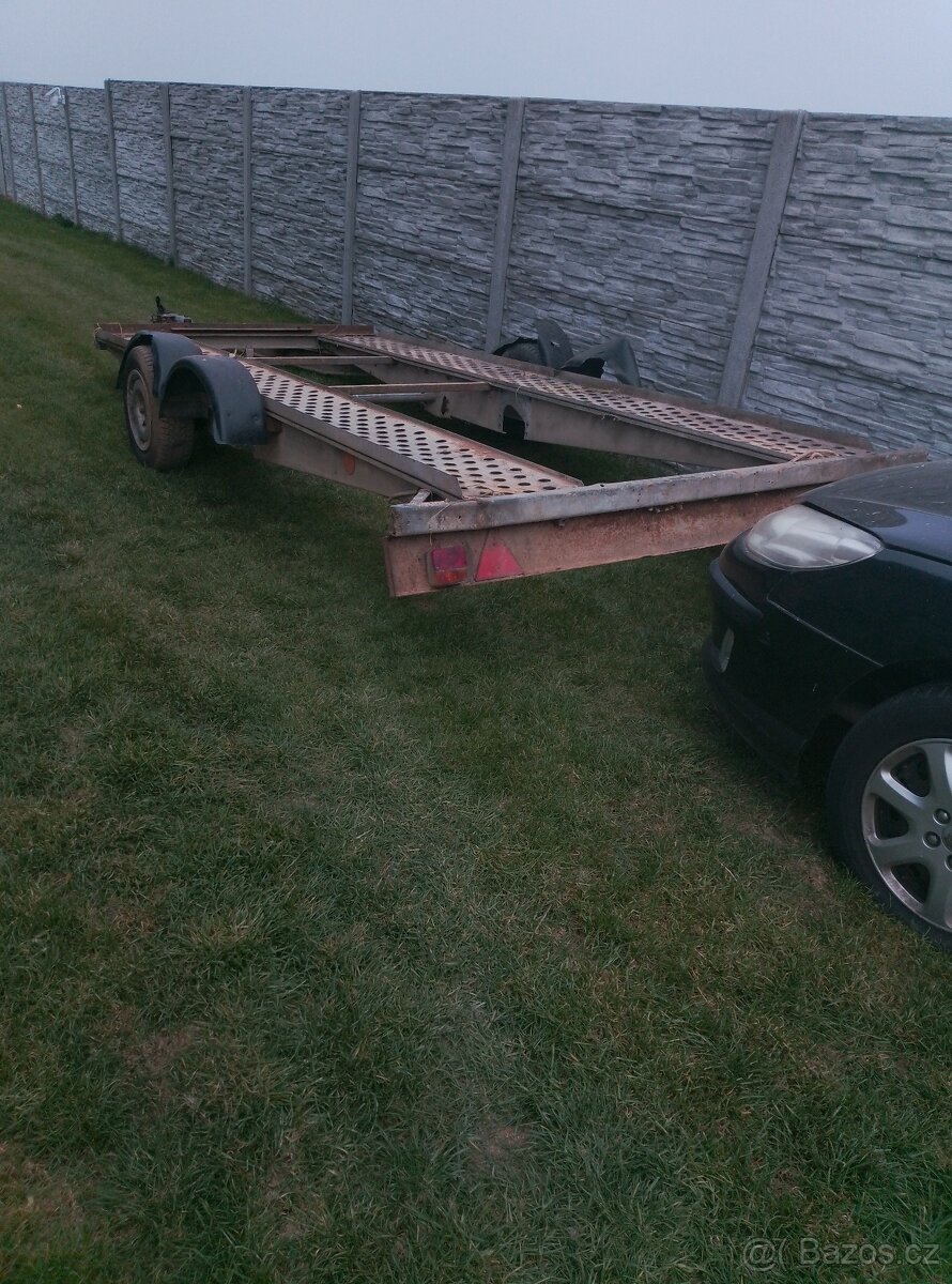 Autopřepravník , plato - 2