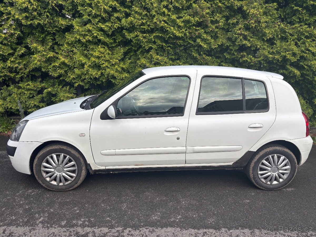 Renault Clio - 2