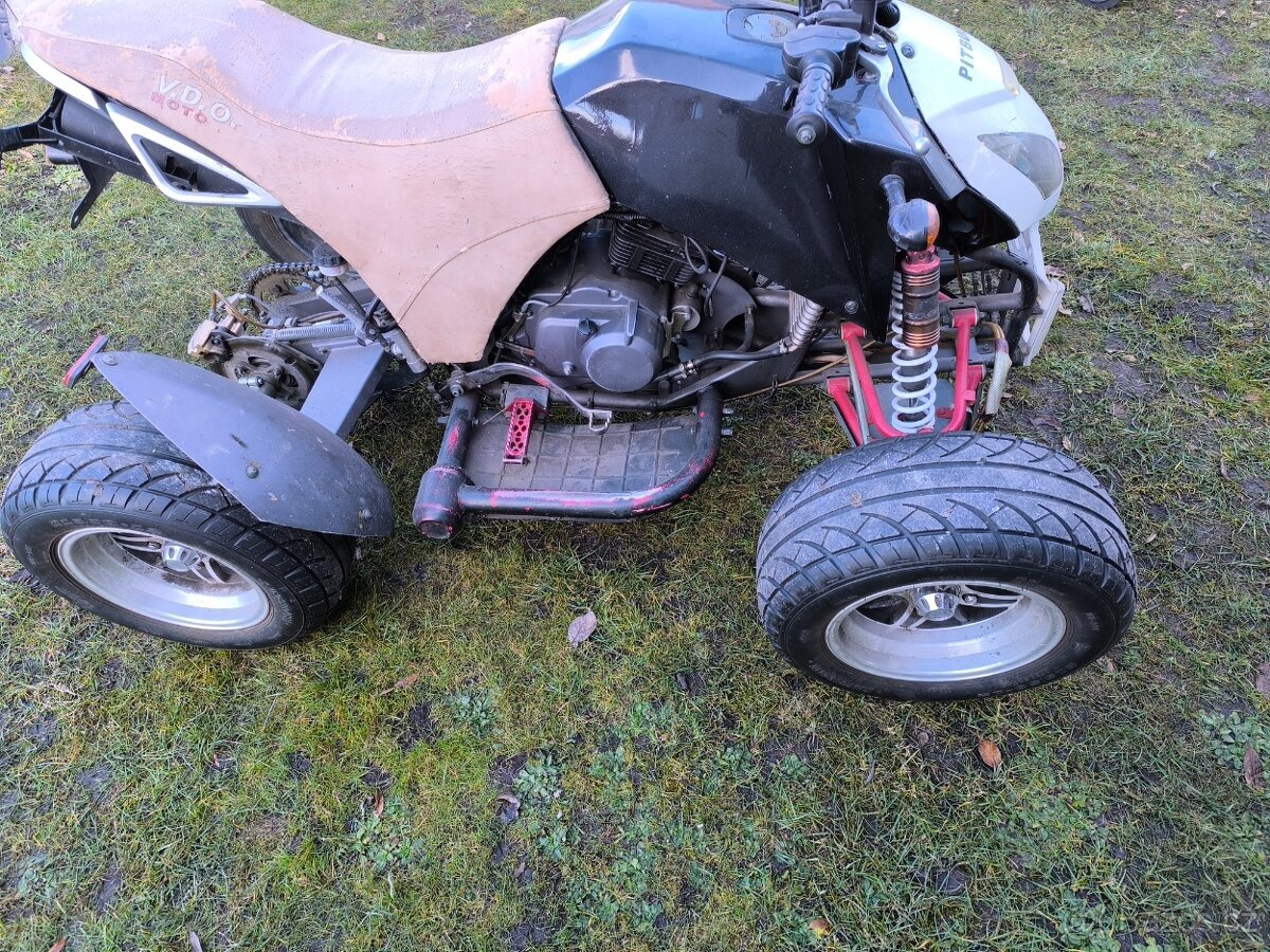 Prodám čtyřkolku Bashan 300ccm - 2
