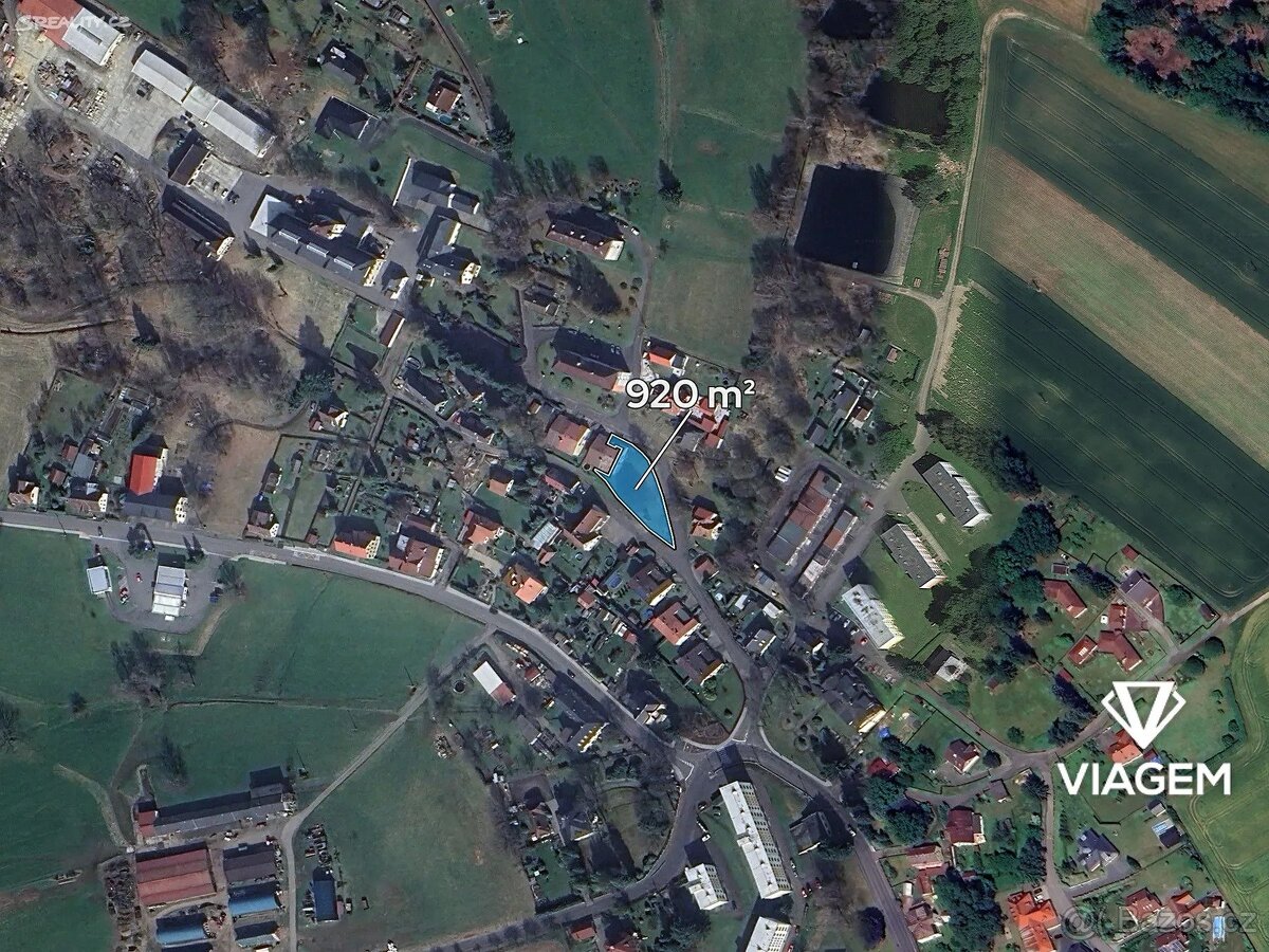 Zahrada 920 m² - 2