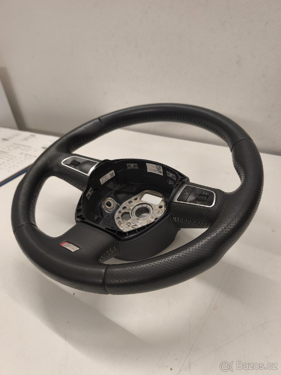 Volant multifukční Audi A4 B8 S-Line. 2008 - 2015. - 2