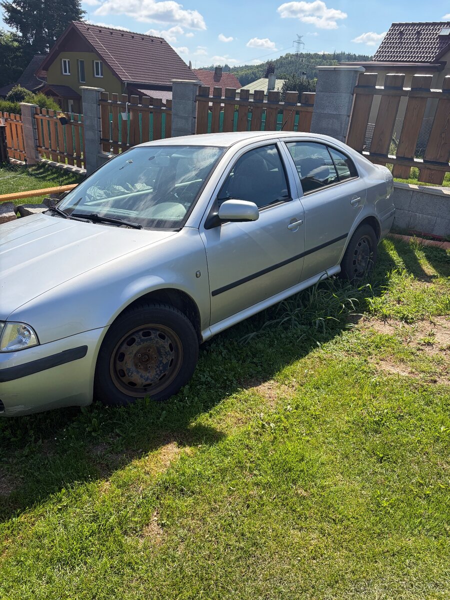 Škoda Octavia 1 - 2