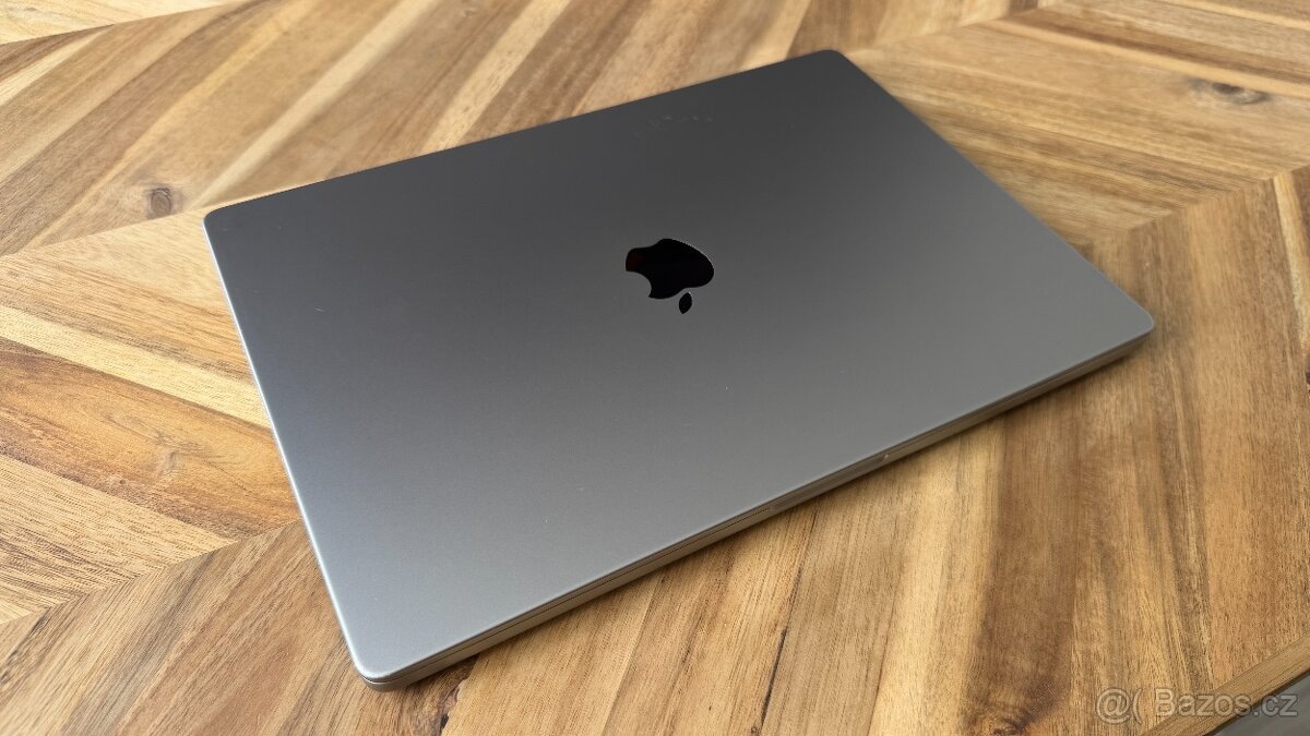 Macbook Pro 16'', M1 Pro, 16GB, 512GB - 2