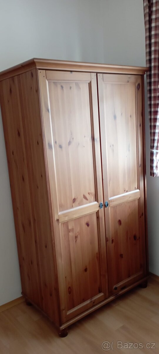 Skříň IKEA - 2