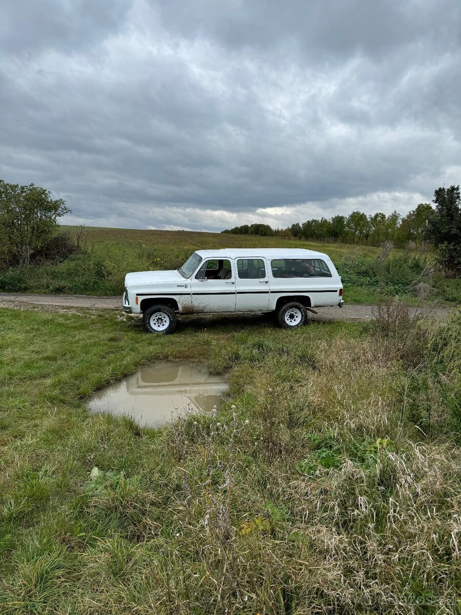 Suburban V8 K20 Manual