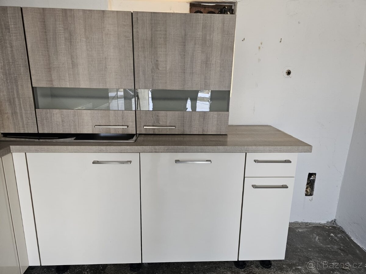 Kompletní kuchyně XPRESS VANILLA vč. spotřebičů - 2