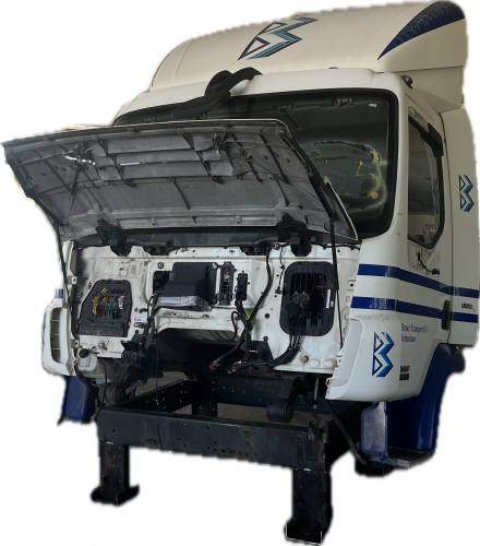 Kabina Daf LF EEV krátká - tel. 775 587 301 - 2