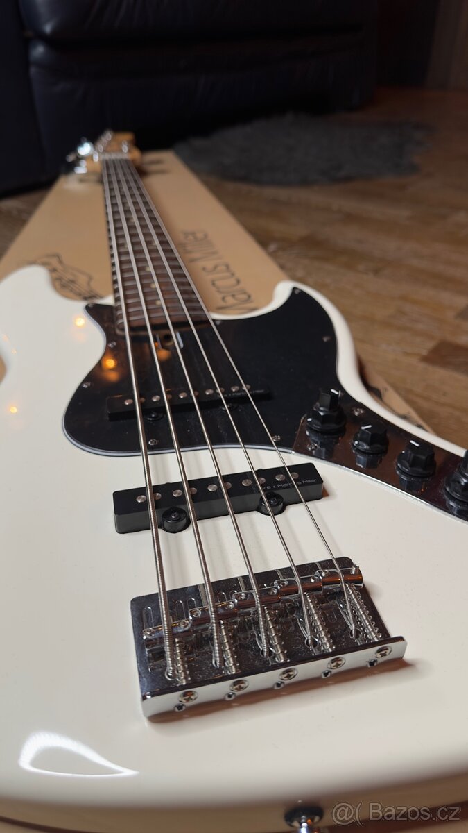 Marcus Miller V3 - 5strunná baskytara - 2
