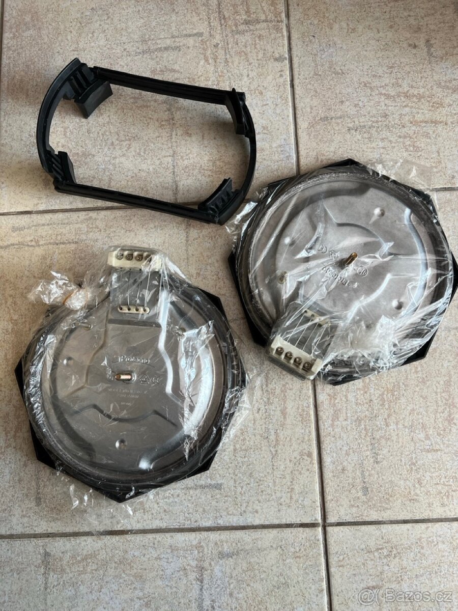 PLOTNA LITINOVÁ D = 180 MM, 230 V, 1500 W - 2 ks - 2