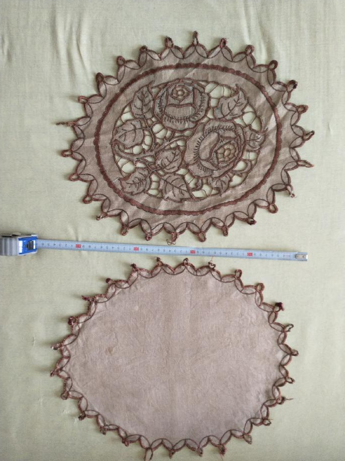 Párové dečky - vyšívané technikou richelieu - 2