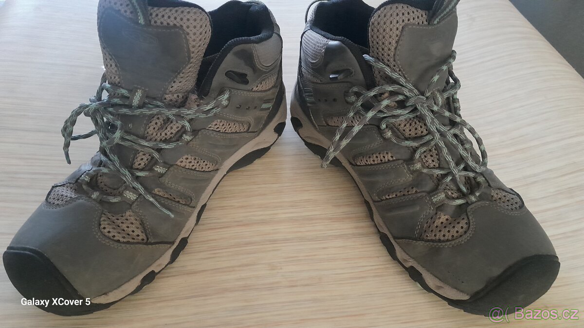 Zrekove boty Keen vel.41 - 2