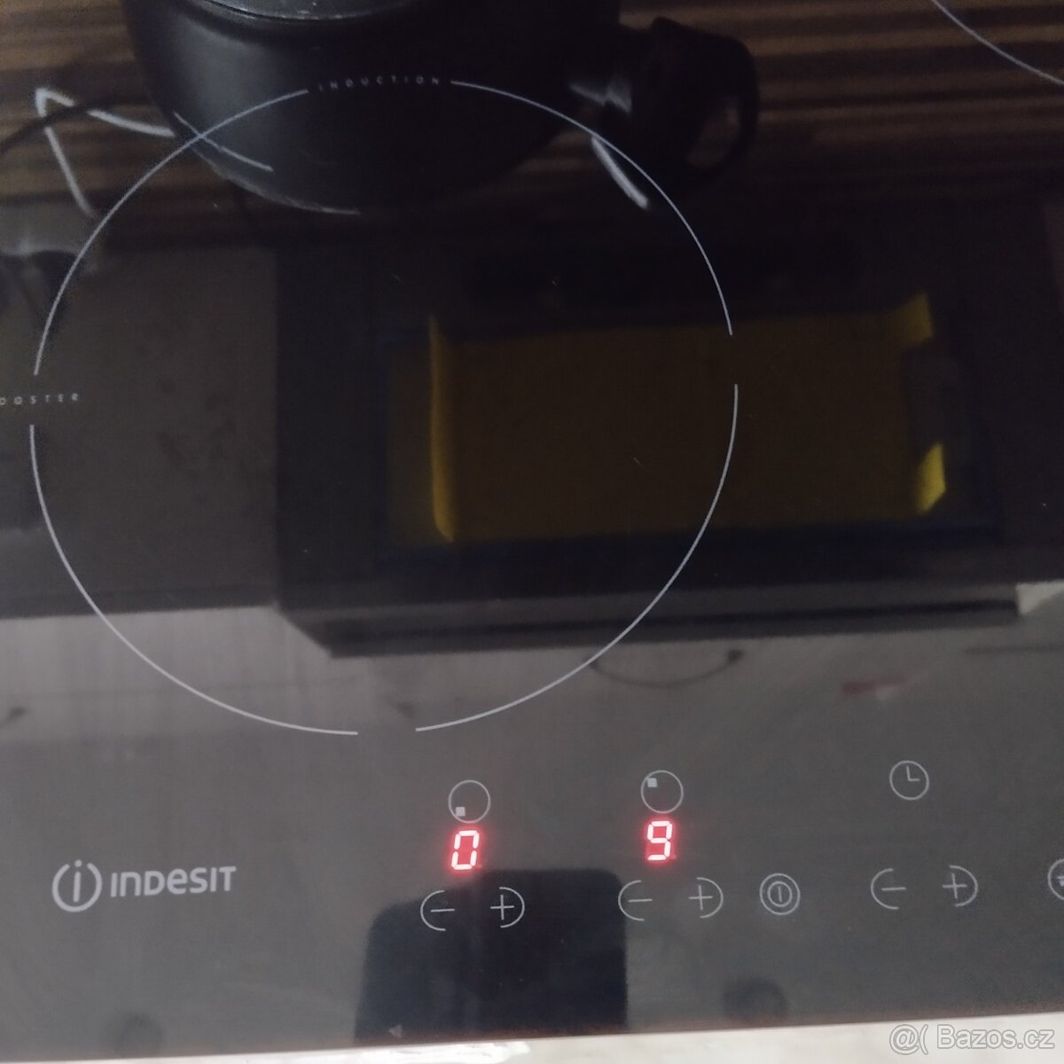 Indikační varná deska Indesit - 2