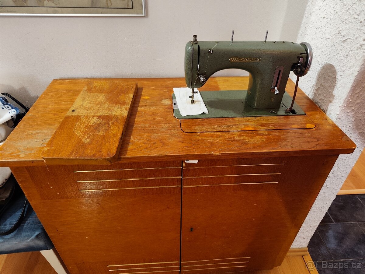 Šicí stroj Minerva - 2
