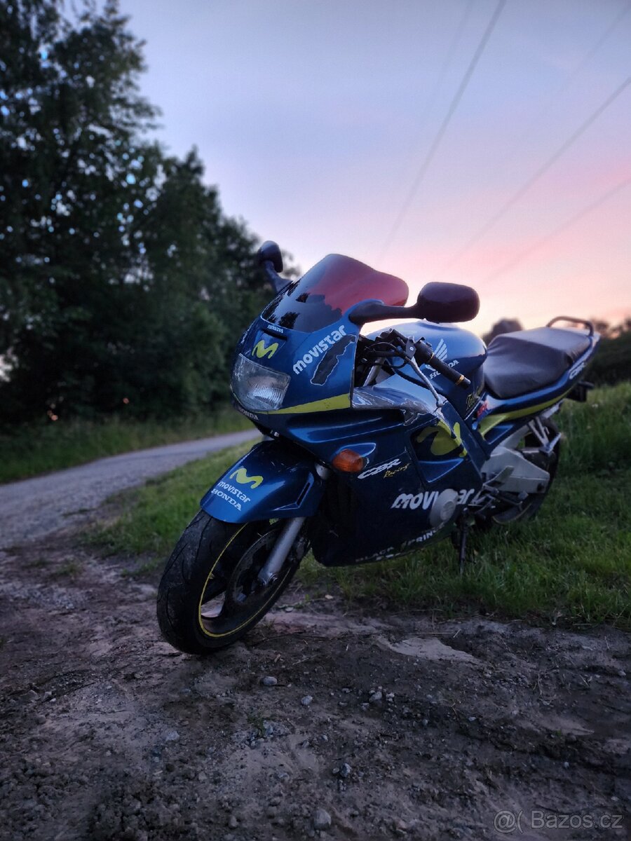 Honda CBR 600 F2 - 2