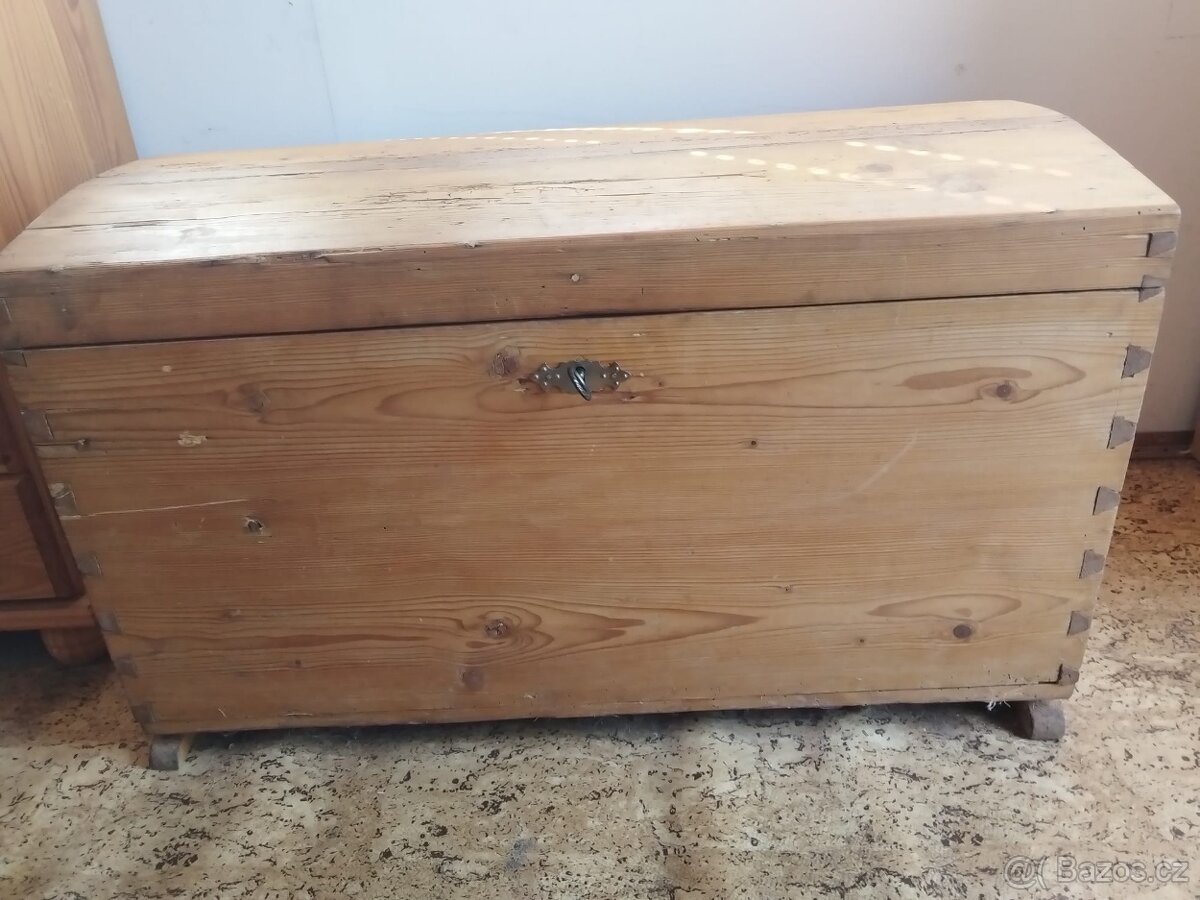 Truhla dřevěná - 2