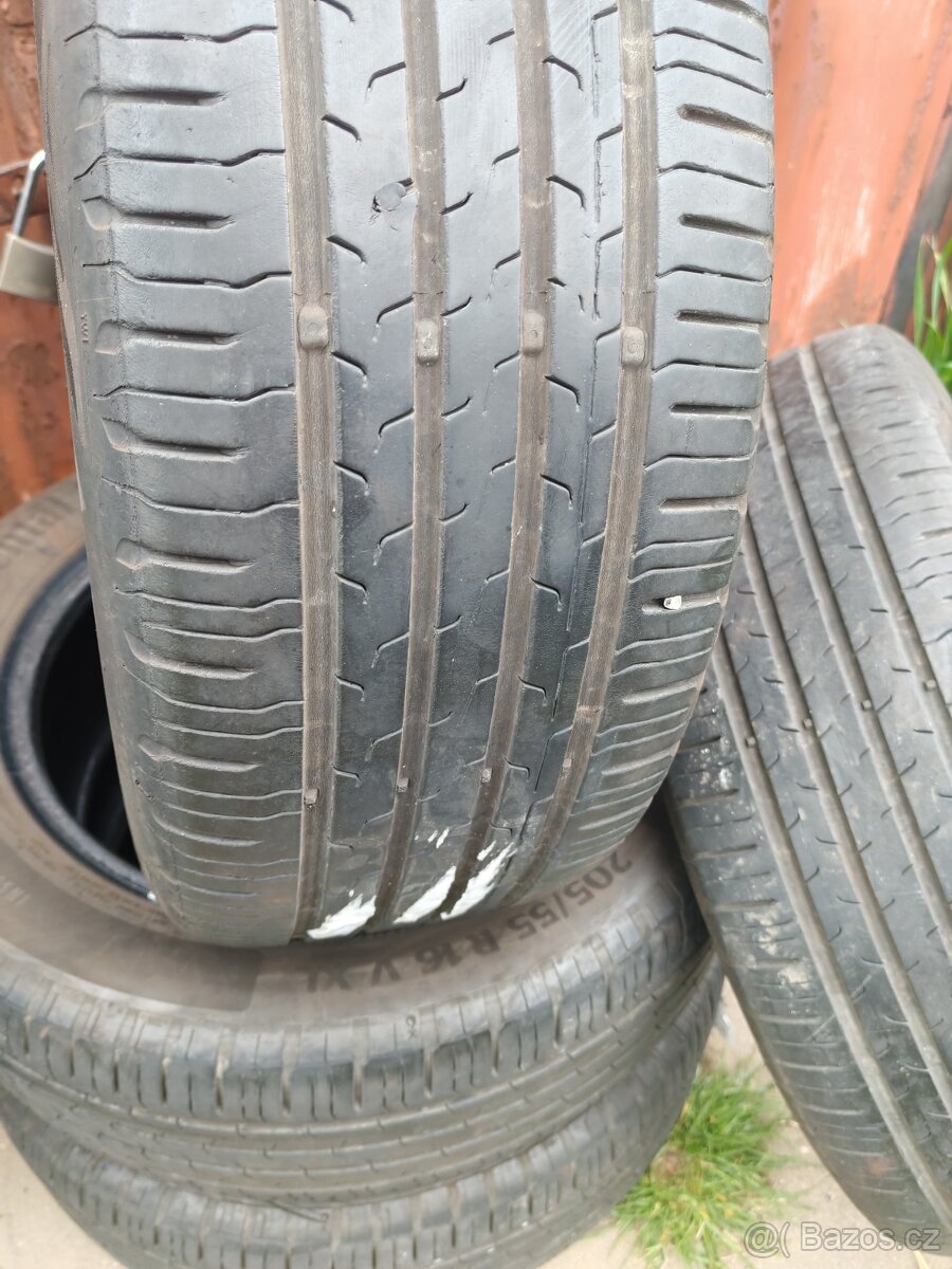 205/55/16 Continental - 2