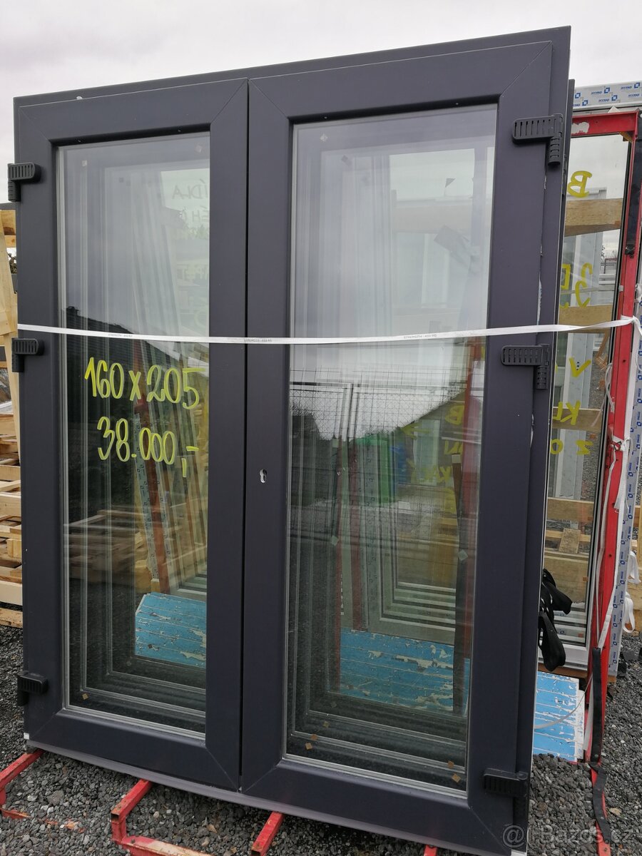 dveře vchodové - 2