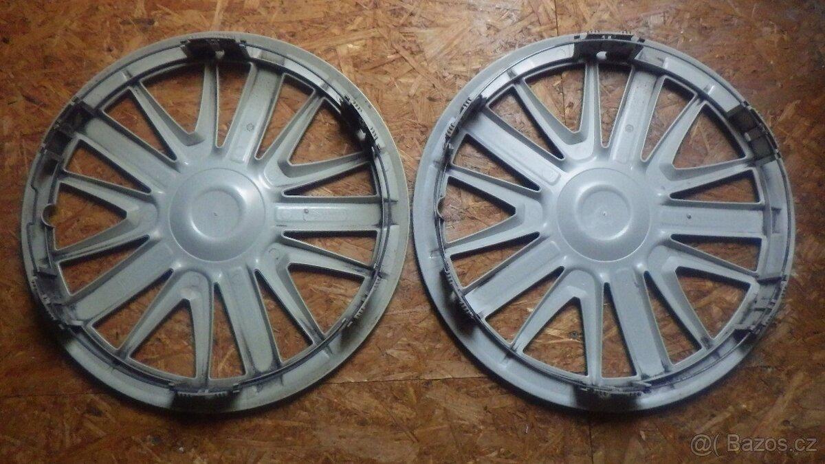2ks originál poklice Renault 16" - 2