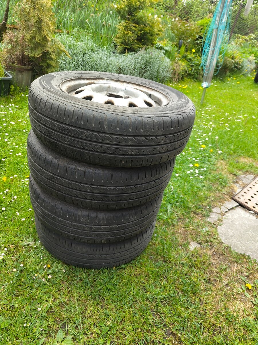 Pneumatiky 165/70 R13 - 2