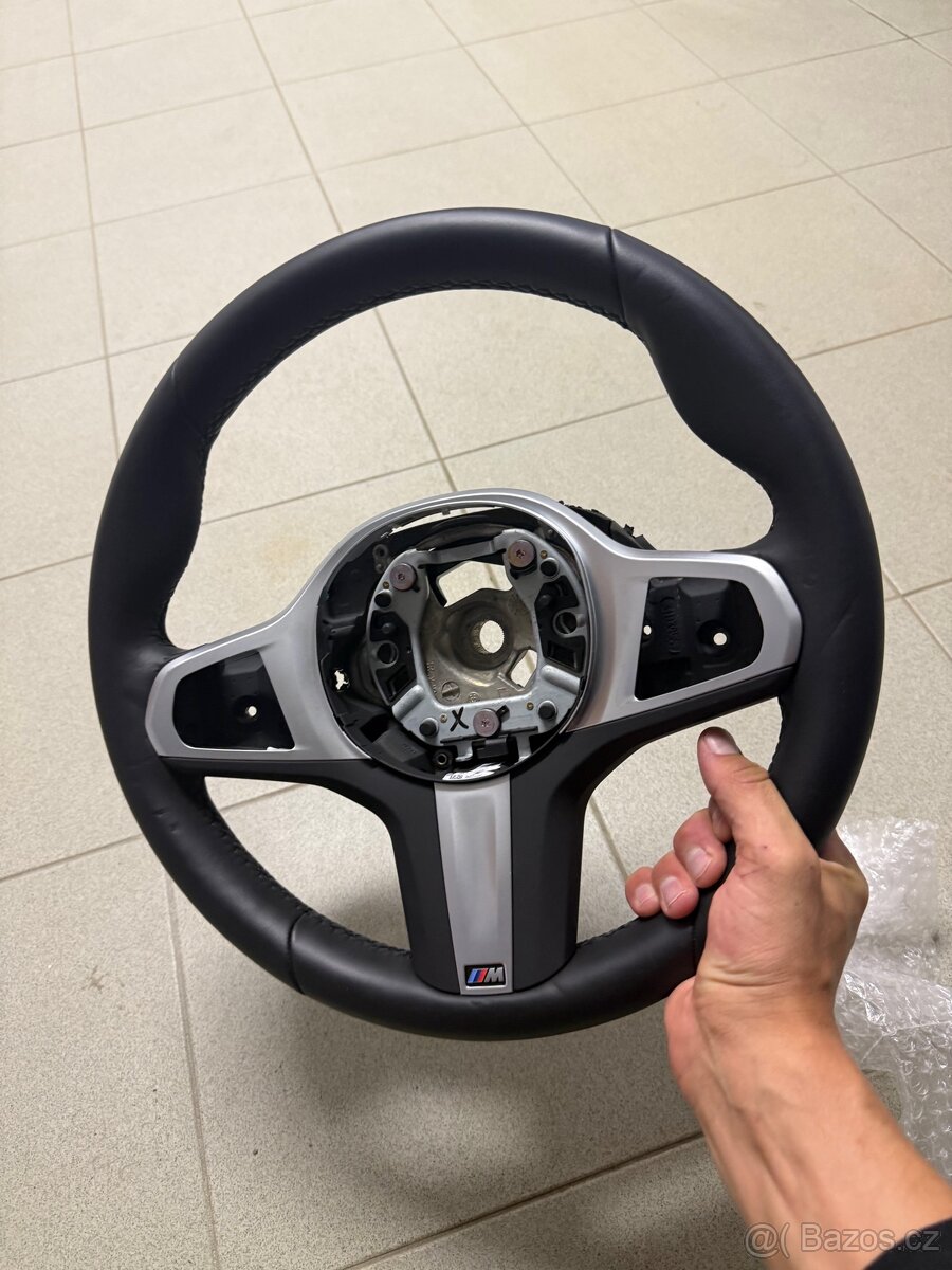 BMW volant 2019-2024 - 2