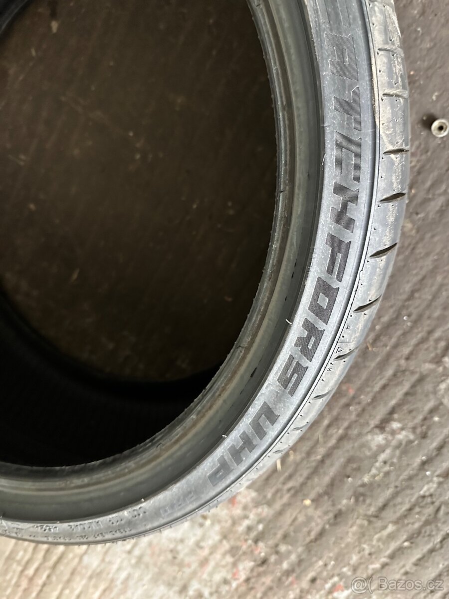 Letní pneu 225/35 & 255/30 R19 - 2