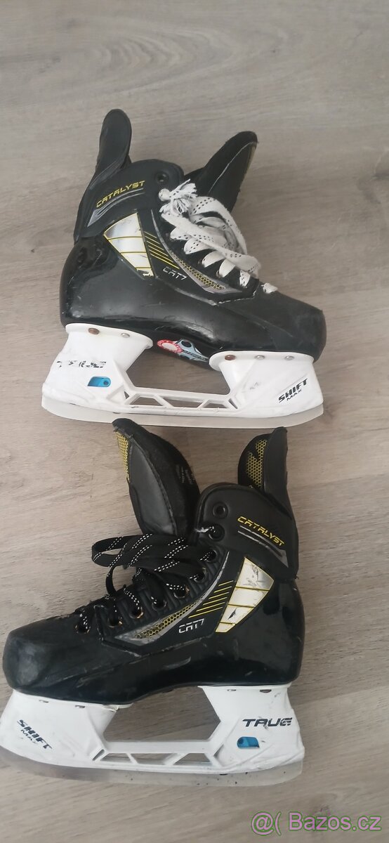 Hokejove brusle true junior - 2