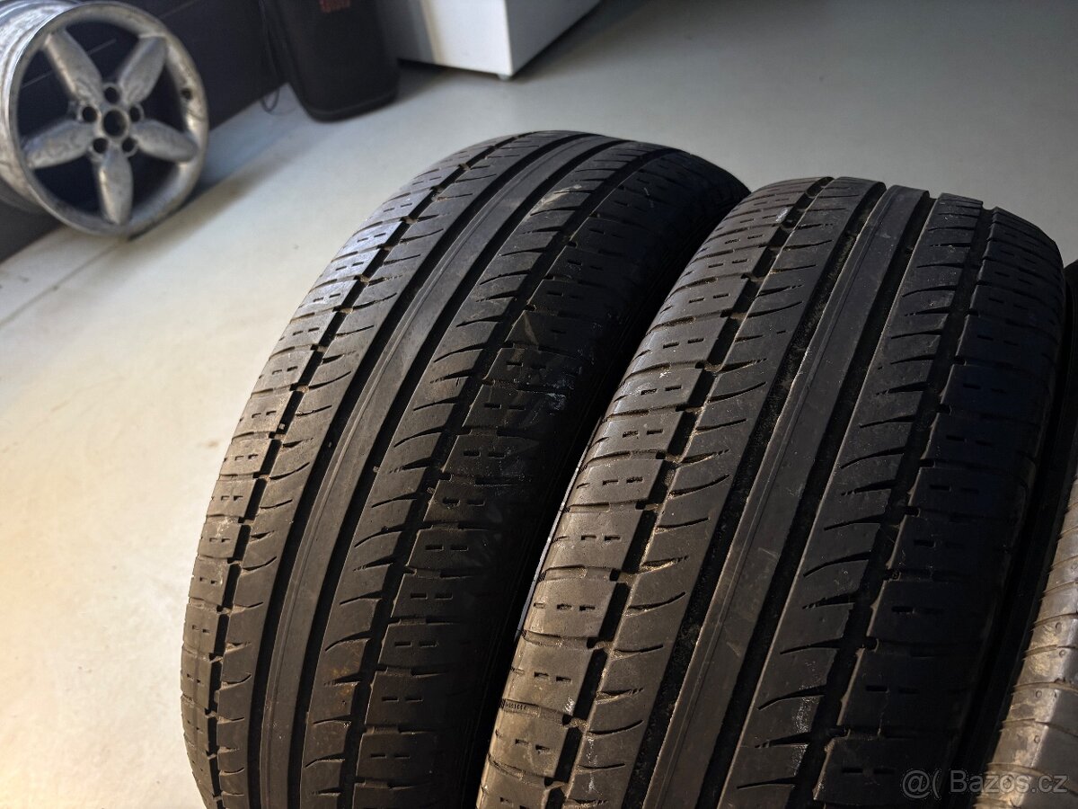 Letní pneu Semperit + Yokohama 225/65R17 - 2