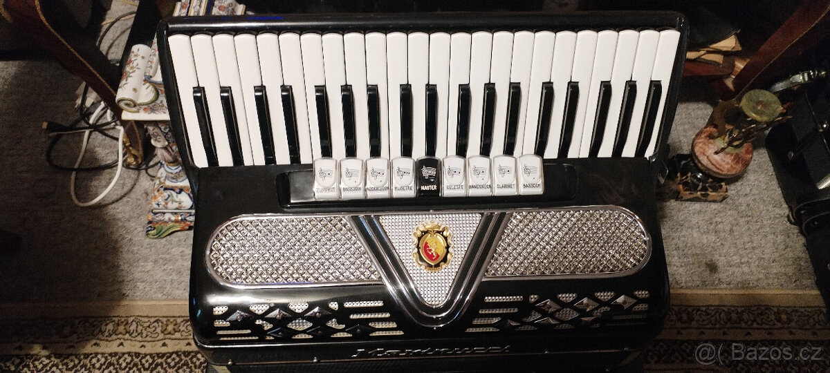 4 hlasá musette harmonika MARINUCCI MODEL 850. - 2