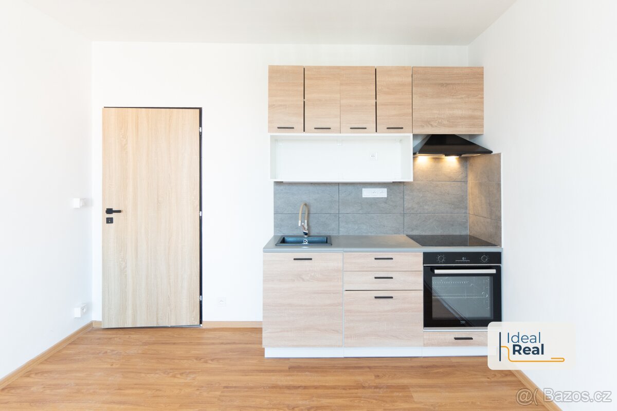 Pronájem bytu 1+kk, 23 m² + lodžie, Bratří Čapků 1188 Uničov - 2