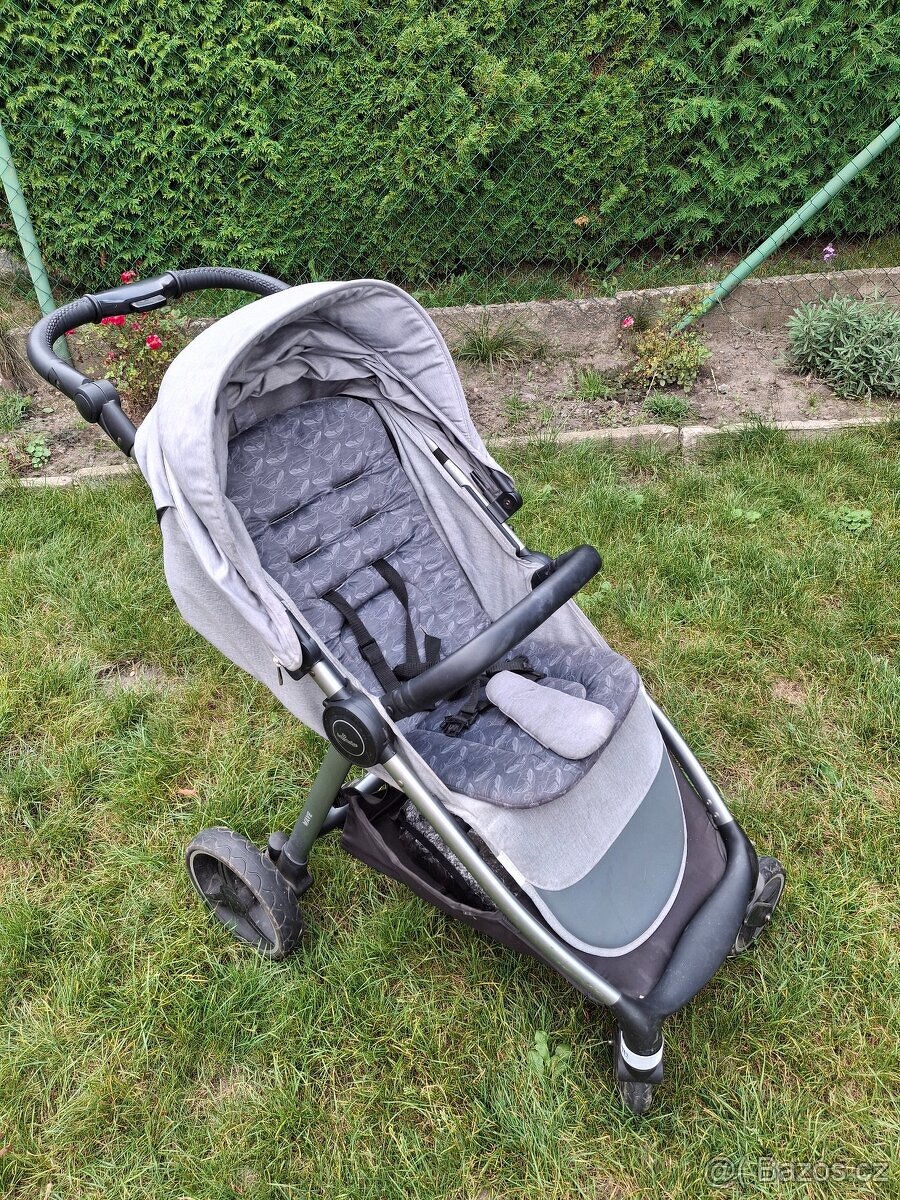 Sportovní kočárek Baby Design Wave - 2