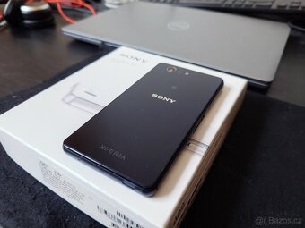 Prodam sbirku chytrych telefonu Sony Xperia - 2