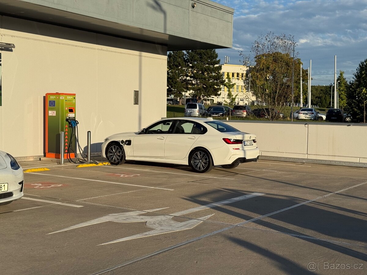 BMW Řada 3, 320e M Sport, Záruka BMW - 2