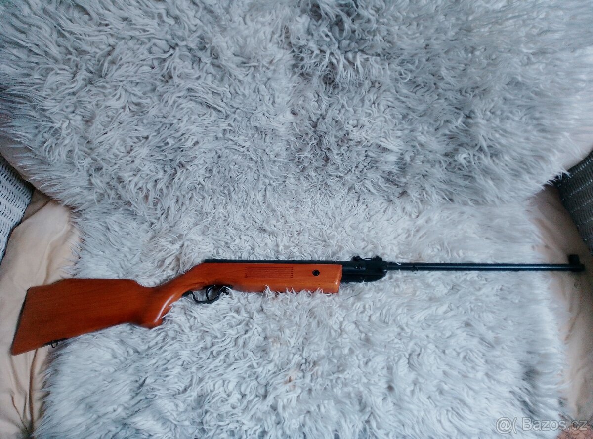 Vzduchovka Lucznik 88 RRR - 2