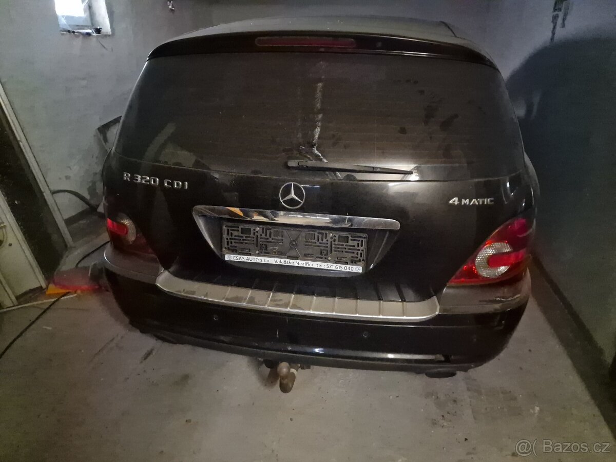 Mercedes R320 ND 7mist - 2