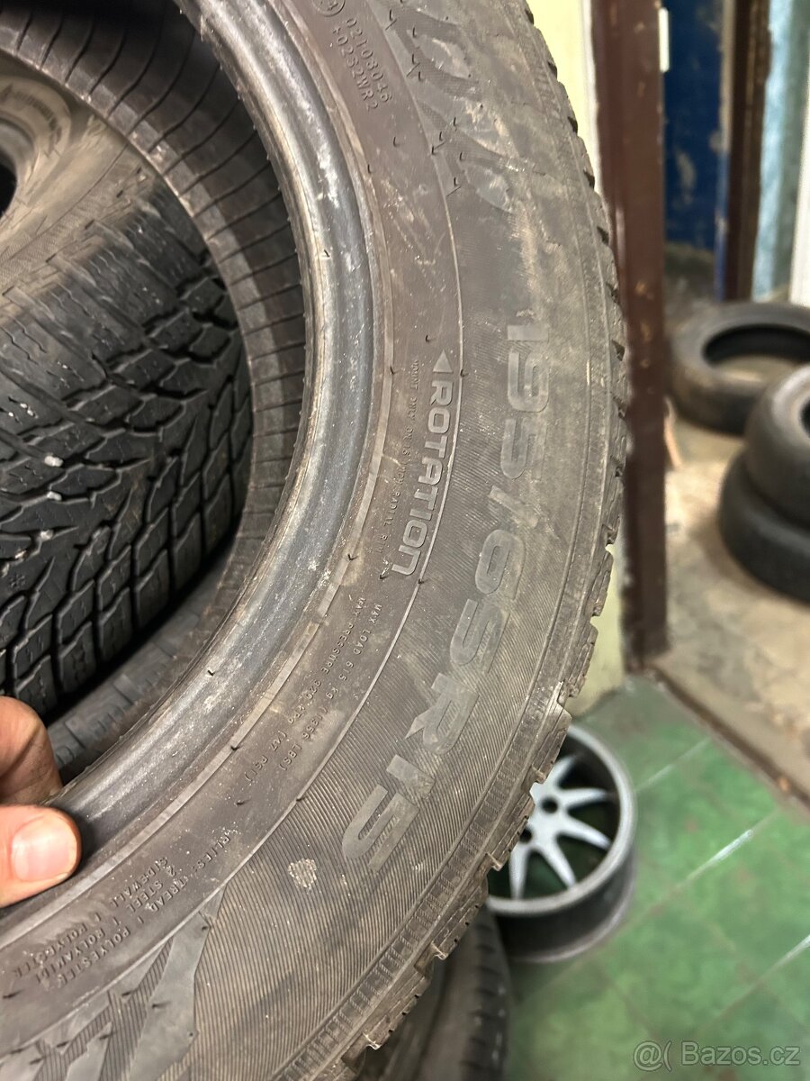 195/65 R15 Nokian zimní - 2