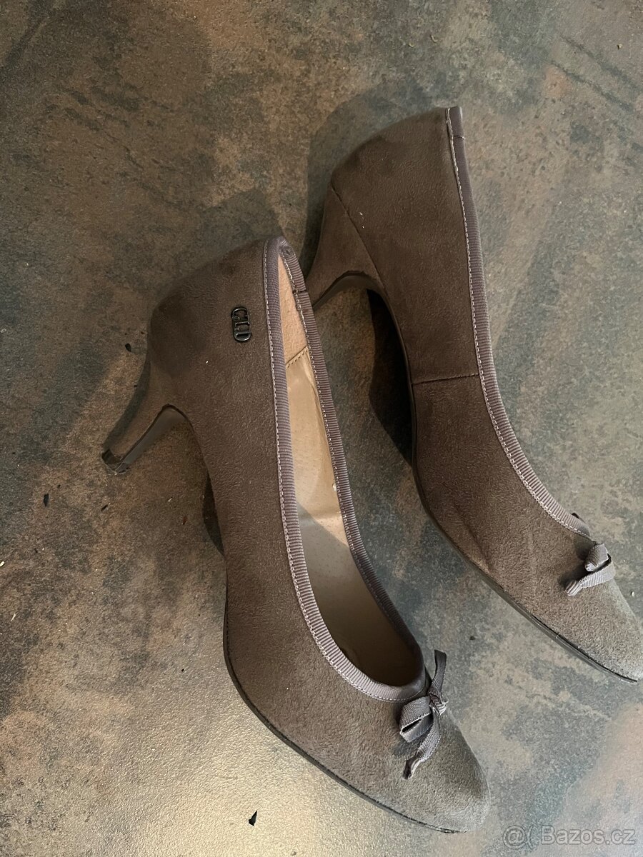 Lodičky na nižším podpatku vel. 39 - 2