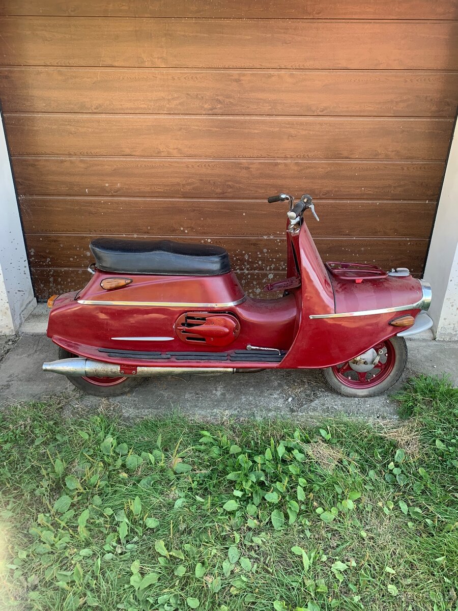 ČZ 175/502 prase - 2