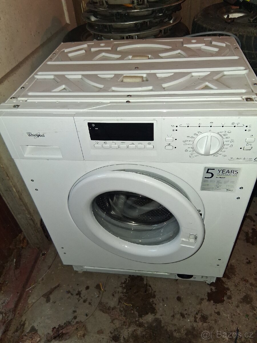 Vestavná pračka Whirlpool – funkční - 2