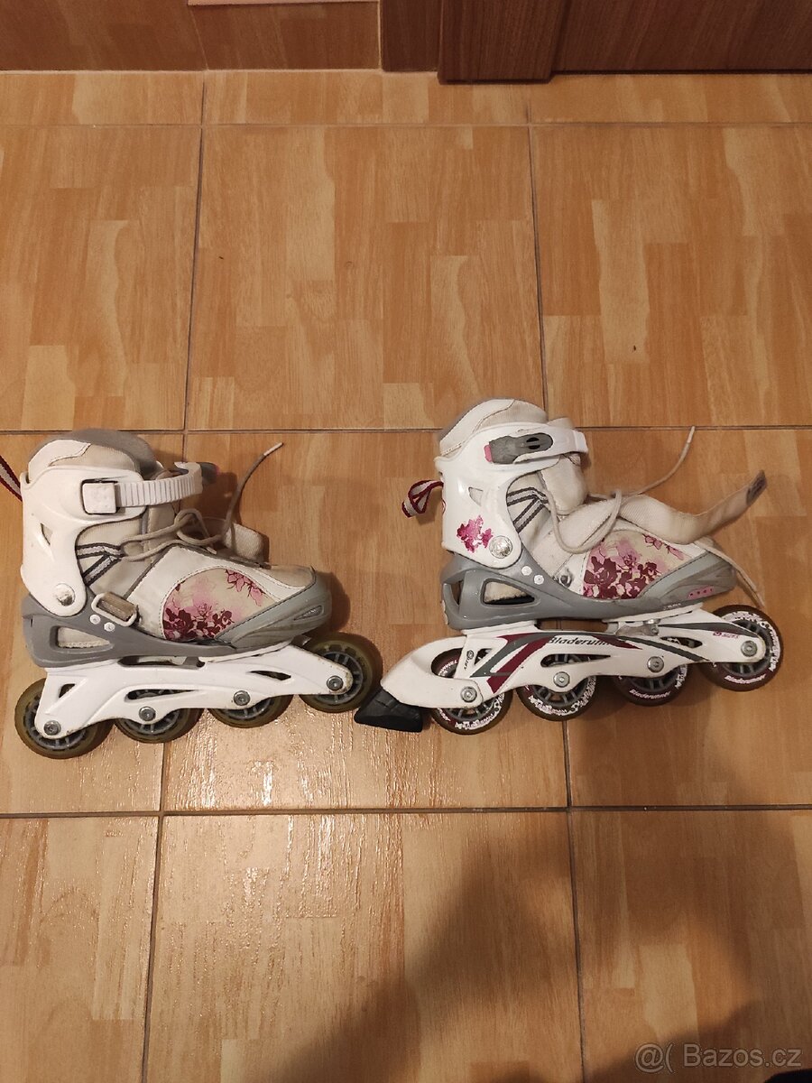 Prodám kolečkové brusle vel. 32-35 - 2
