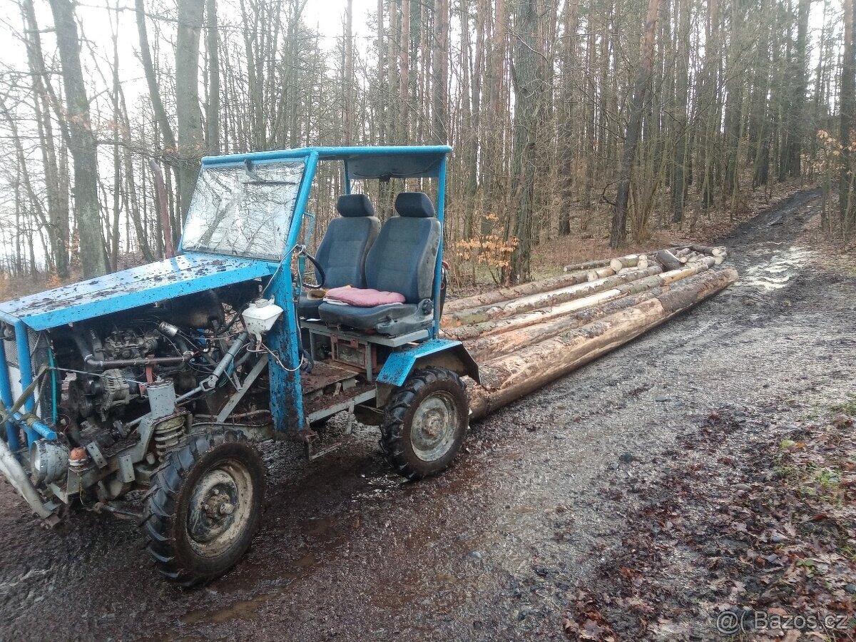 Prodám malotraktor 4x4 - 2