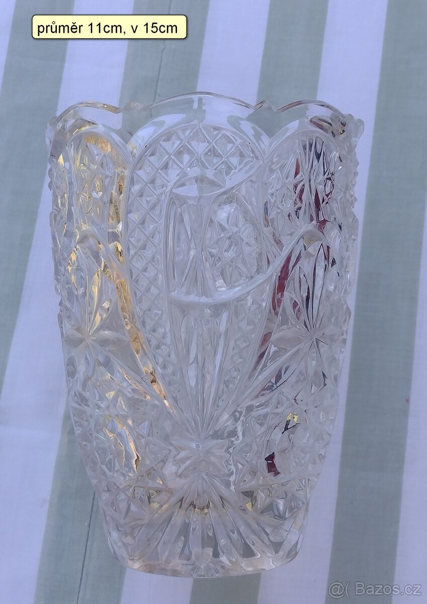 broušená váza - 2