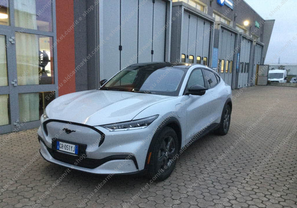 Ford Mustang Mach-E 75,7 kWh RWD STD - DPH - 2