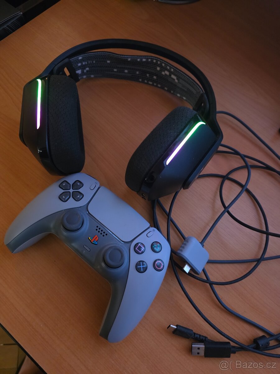 PlayStation 5 30th Anniversary Edition + Logitech G733 - 2